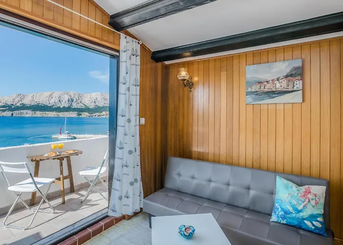 2 Bedroom Gorgeous In * Baška