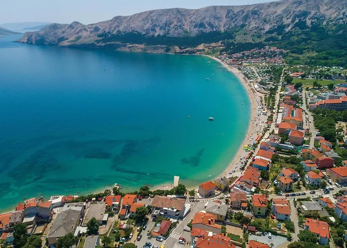 Dom wakacyjny 2 Bedroom Gorgeous In Baška