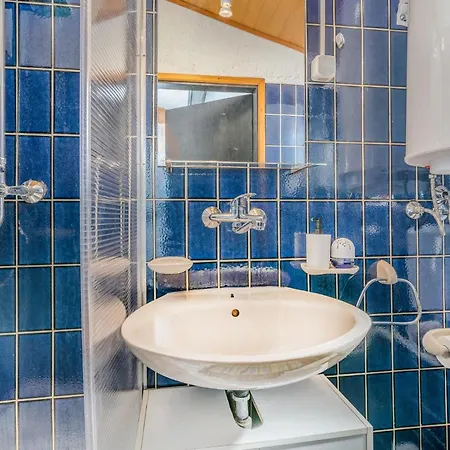 2 Bedroom Gorgeous In Feriehus