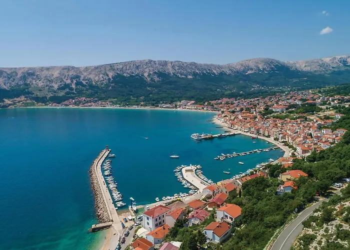 2 Bedroom Gorgeous In Baška