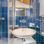 2 Bedroom Gorgeous In Casa vacanze