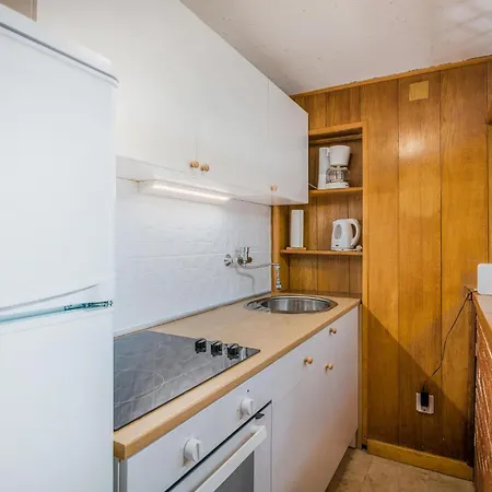 2 Bedroom Gorgeous In *
