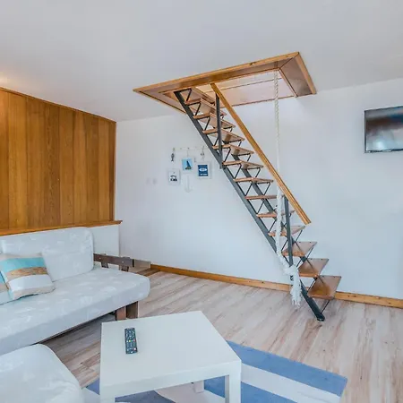 2 Bedroom Gorgeous In Tatil Evi Baška