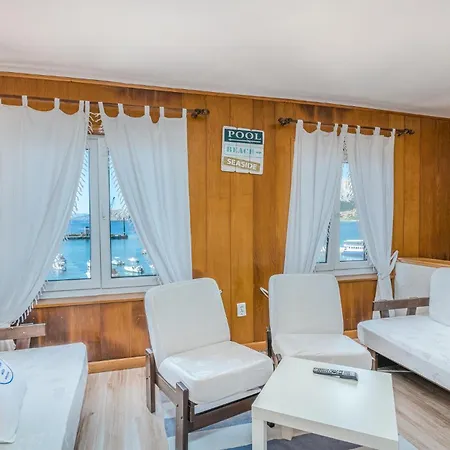 Tatil Evi 2 Bedroom Gorgeous In Baška