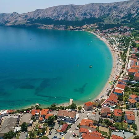 Semesterbostad 2 Bedroom Gorgeous In Baška