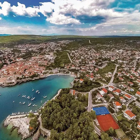 2 Bedroom Gorgeous In * Baška